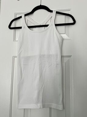 lululemon athletica White Ribbed Tank Top with built in bra